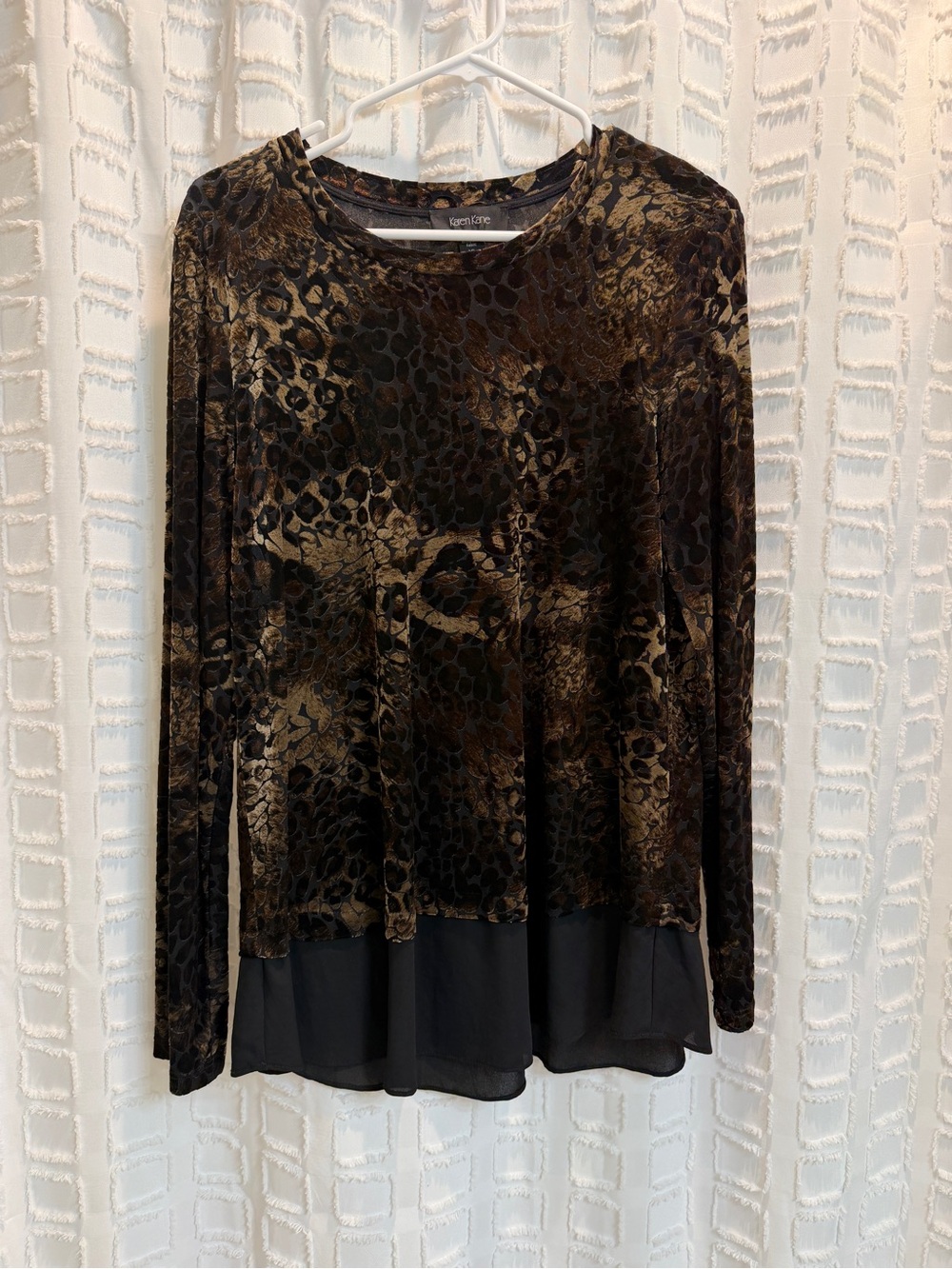 Karen Kane Tunic Top